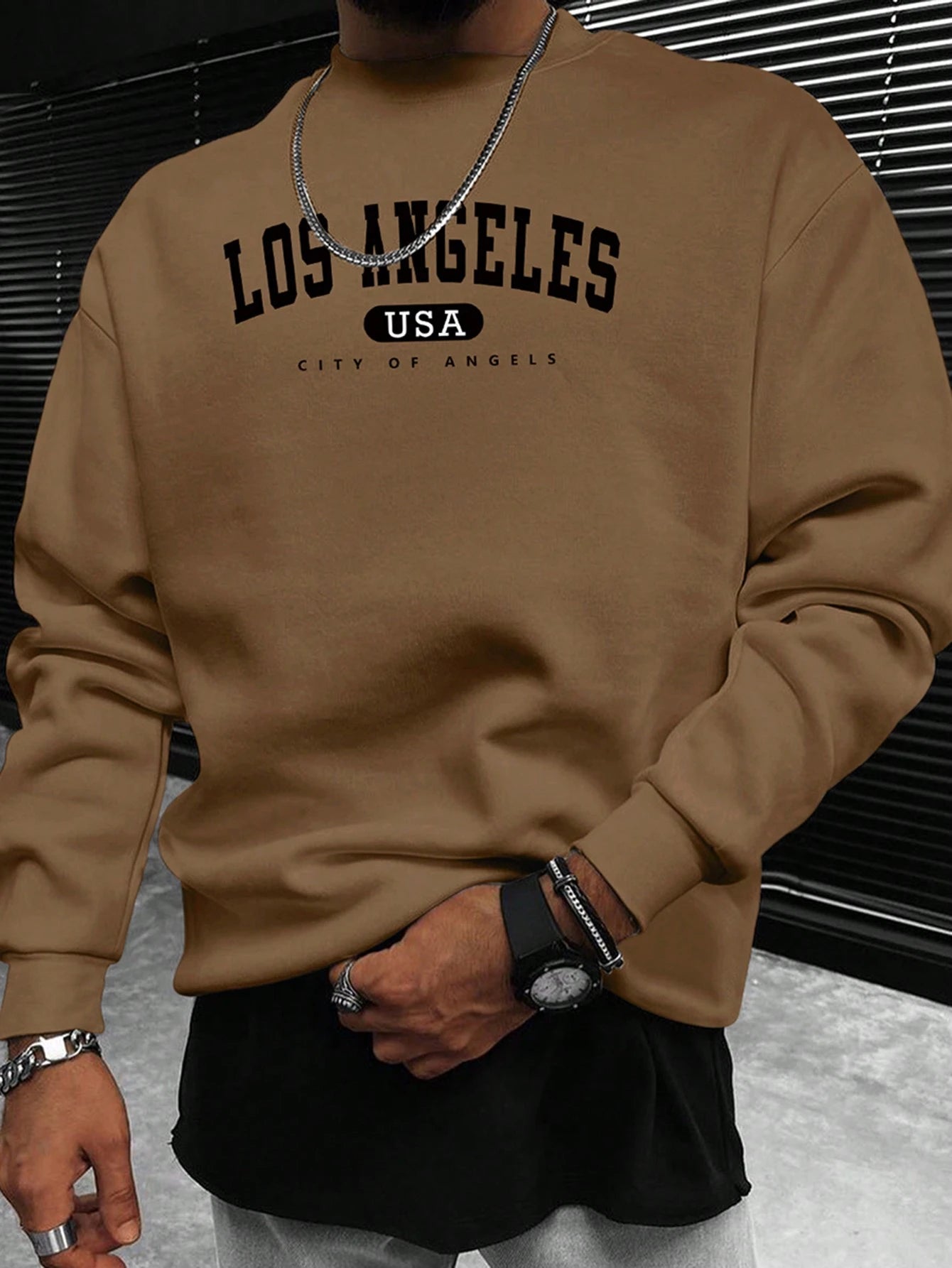 Manfinity Sporsity Men Letter Graphic Sweatshirt Going Out Crew Neck Letter Los Angeles Long Sleeve Casual Sweatshirt, for Friends, Husband, Boyfriend Gifts, Los Angeles Hoodie, Mens Sweatshirt, Mens Pullover Hoodie