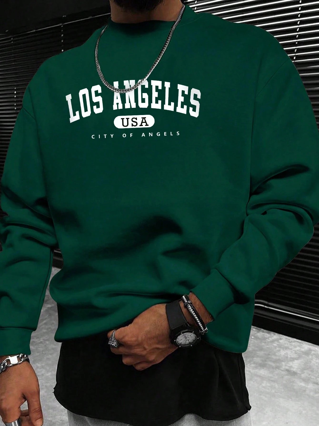 Manfinity Sporsity Men Letter Graphic Sweatshirt Going Out Crew Neck Letter Los Angeles Long Sleeve Casual Sweatshirt, for Friends, Husband, Boyfriend Gifts, Los Angeles Hoodie, Mens Sweatshirt, Mens Pullover Hoodie