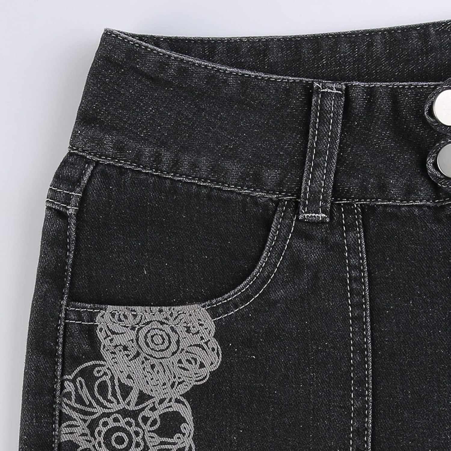 Gothic Cargo Jeans for Women Wide Straight Leg Punk Grunge Baggy Pants Goth Aesthetic Trousers Y2K Streetwear with Pockets Medium