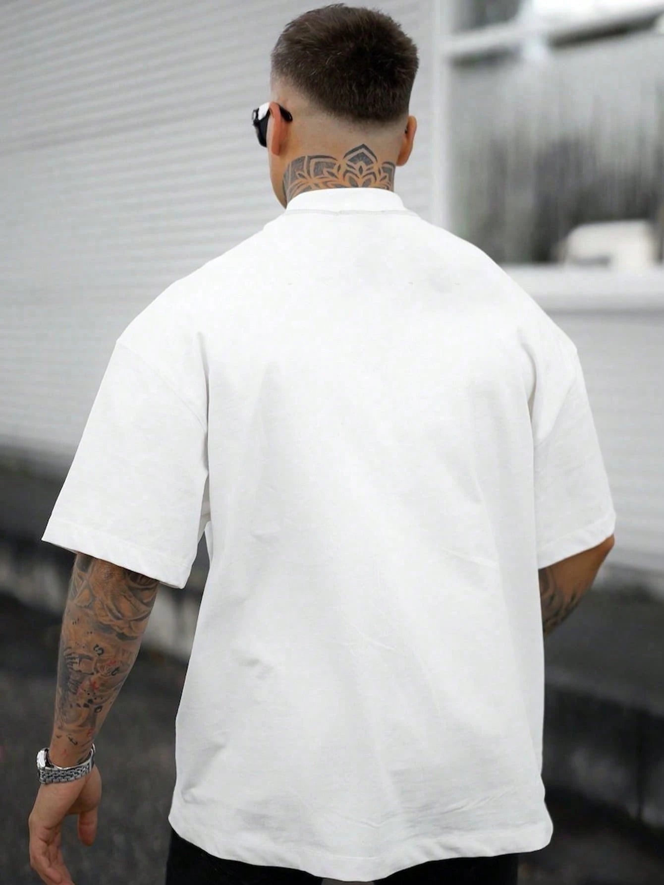 Men Solid Mock Neck Tee