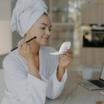 Compact LED Travel Makeup Mirror with 1X/10X Magnification,Compact Design: the Mirror Is Designed to Be Small and Portable, Making It Easy to Take with You On-The-Go, White