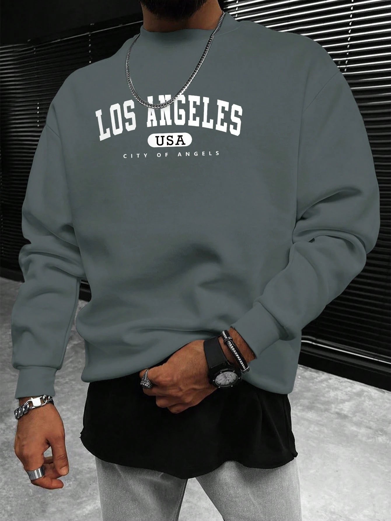 Manfinity Sporsity Men Letter Graphic Sweatshirt Going Out Crew Neck Letter Los Angeles Long Sleeve Casual Sweatshirt, for Friends, Husband, Boyfriend Gifts, Los Angeles Hoodie, Mens Sweatshirt, Mens Pullover Hoodie