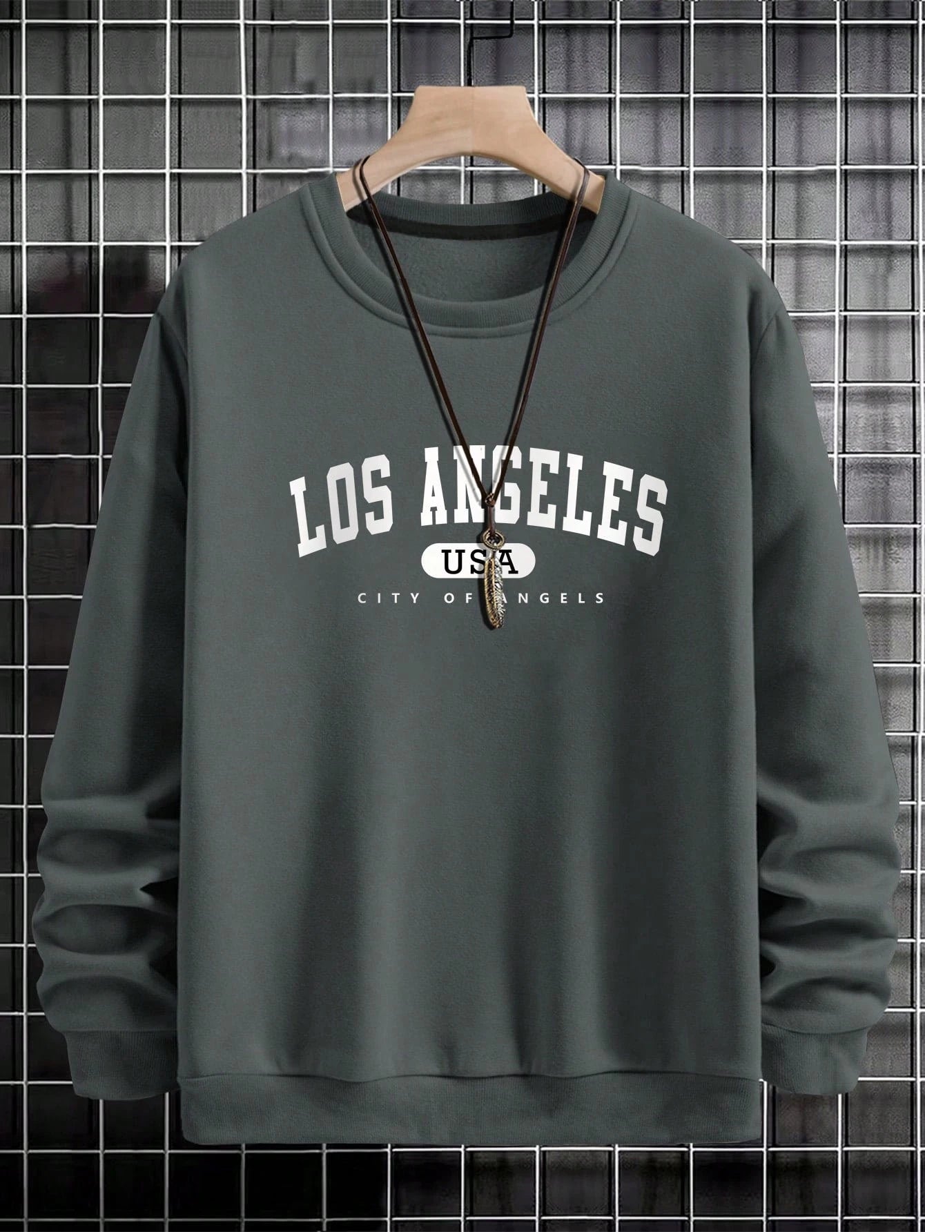 Manfinity Sporsity Men Letter Graphic Sweatshirt Going Out Crew Neck Letter Los Angeles Long Sleeve Casual Sweatshirt, for Friends, Husband, Boyfriend Gifts, Los Angeles Hoodie, Mens Sweatshirt, Mens Pullover Hoodie